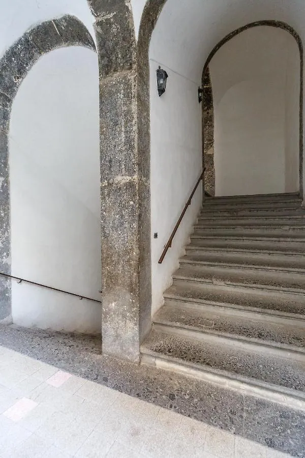 Nilo 1 - Shelter In The Center By Napoliapartments Apartment